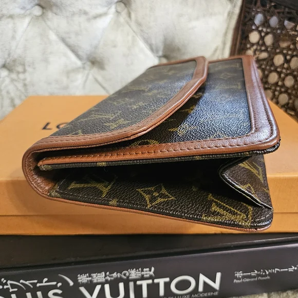 Louis Vuitton Cognac and Dark Brown Wallet - Picture 6 of 16